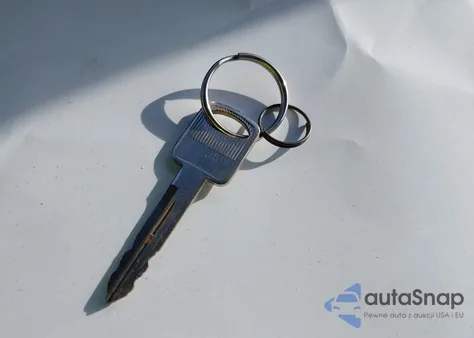 2011 Ford E-350 Super Duty Xlt z USA, uszkodzony, nr VIN 1FBSS3BL7BDA28552